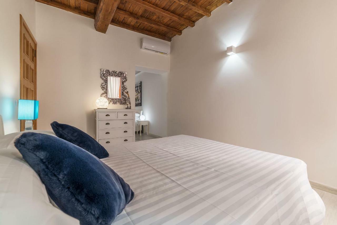 Vittoria Palace Spanish Steps Рим Экстерьер фото